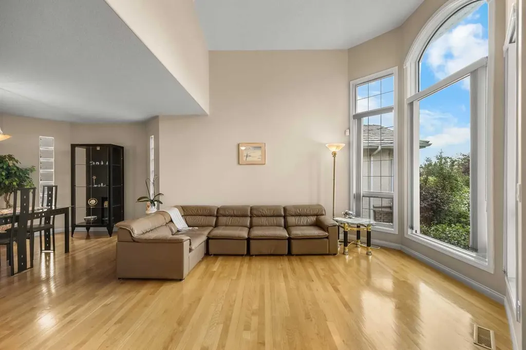 10413 Hamptons Boulevard NW Calgary AB T3A 6A3