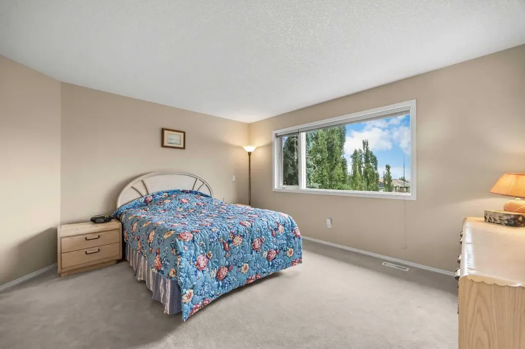 10413 Hamptons Boulevard NW Calgary AB T3A 6A3