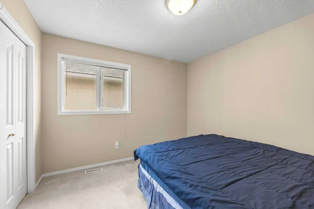 10413 Hamptons Boulevard NW Calgary AB T3A 6A3