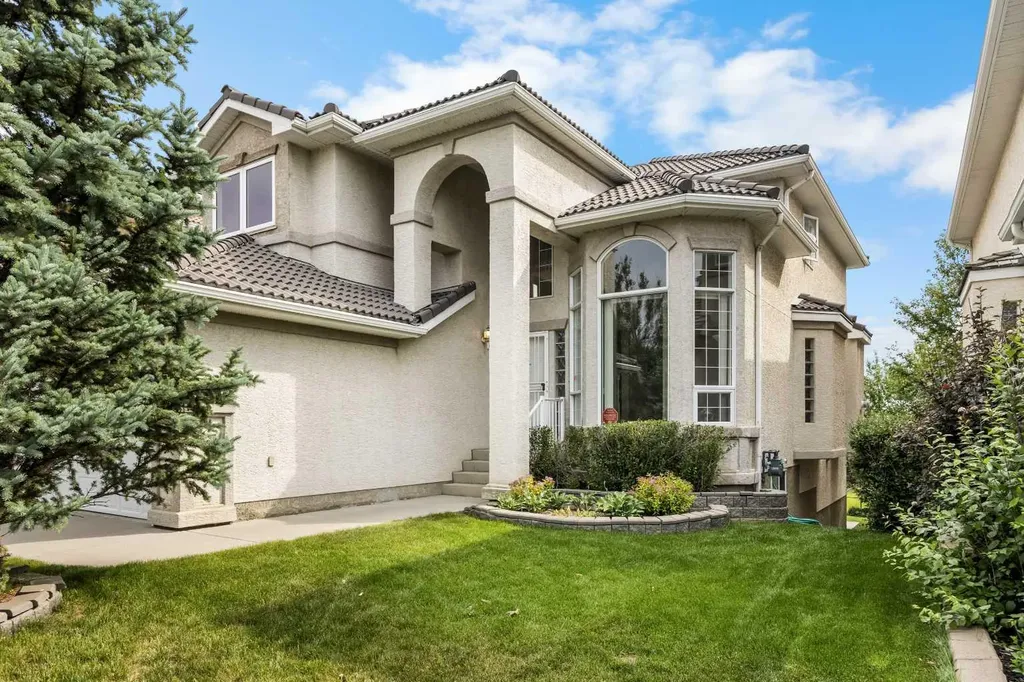 10413 Hamptons Boulevard NW Calgary AB T3A 6A3