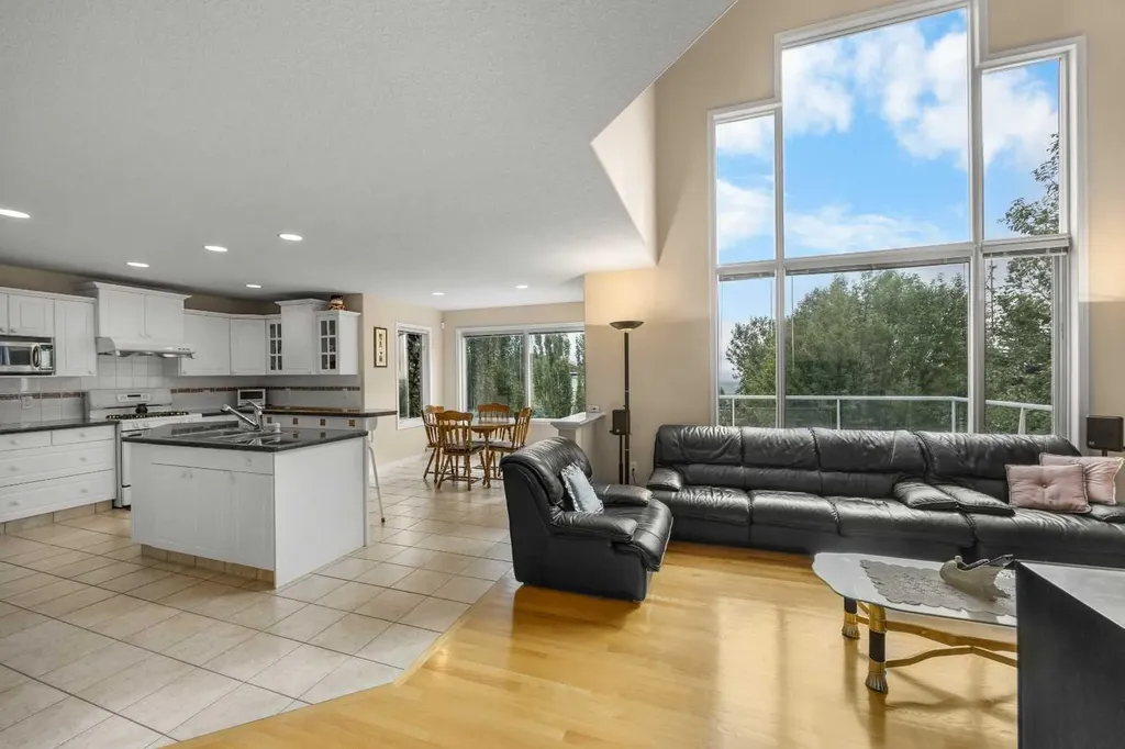 10413 Hamptons Boulevard NW Calgary AB T3A 6A3