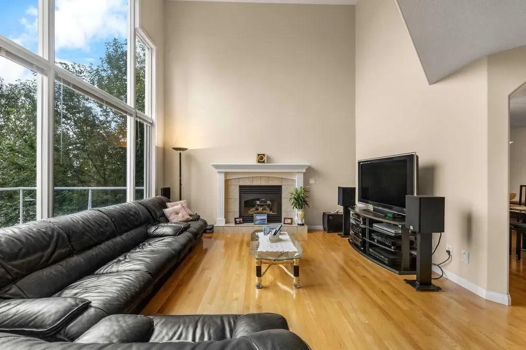 10413 Hamptons Boulevard NW Calgary AB T3A 6A3