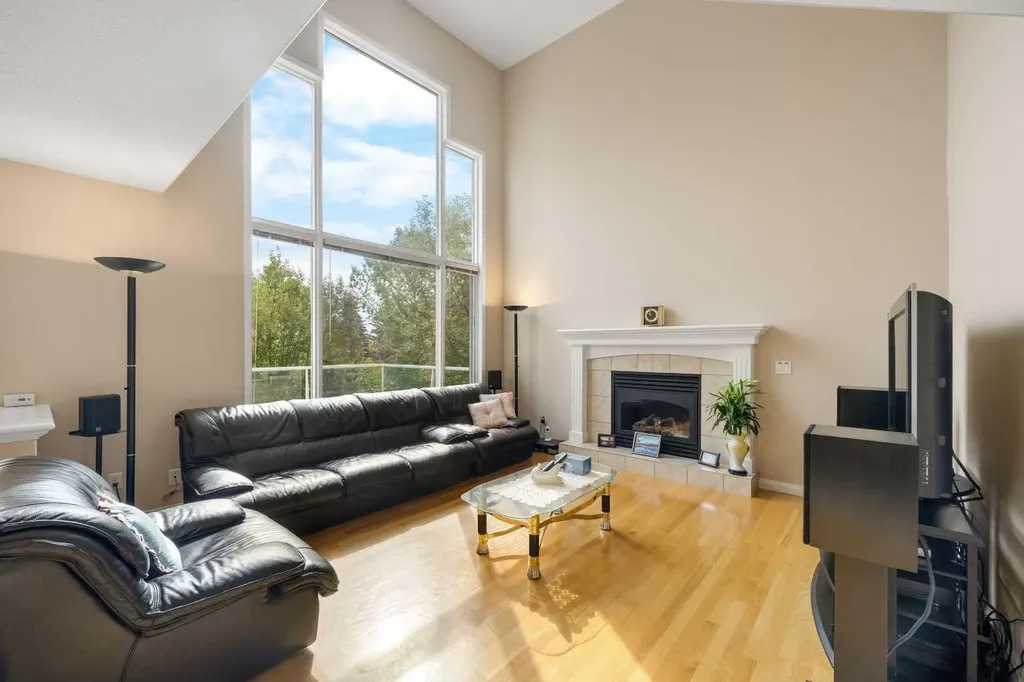 10413 Hamptons Boulevard NW Calgary AB T3A 6A3