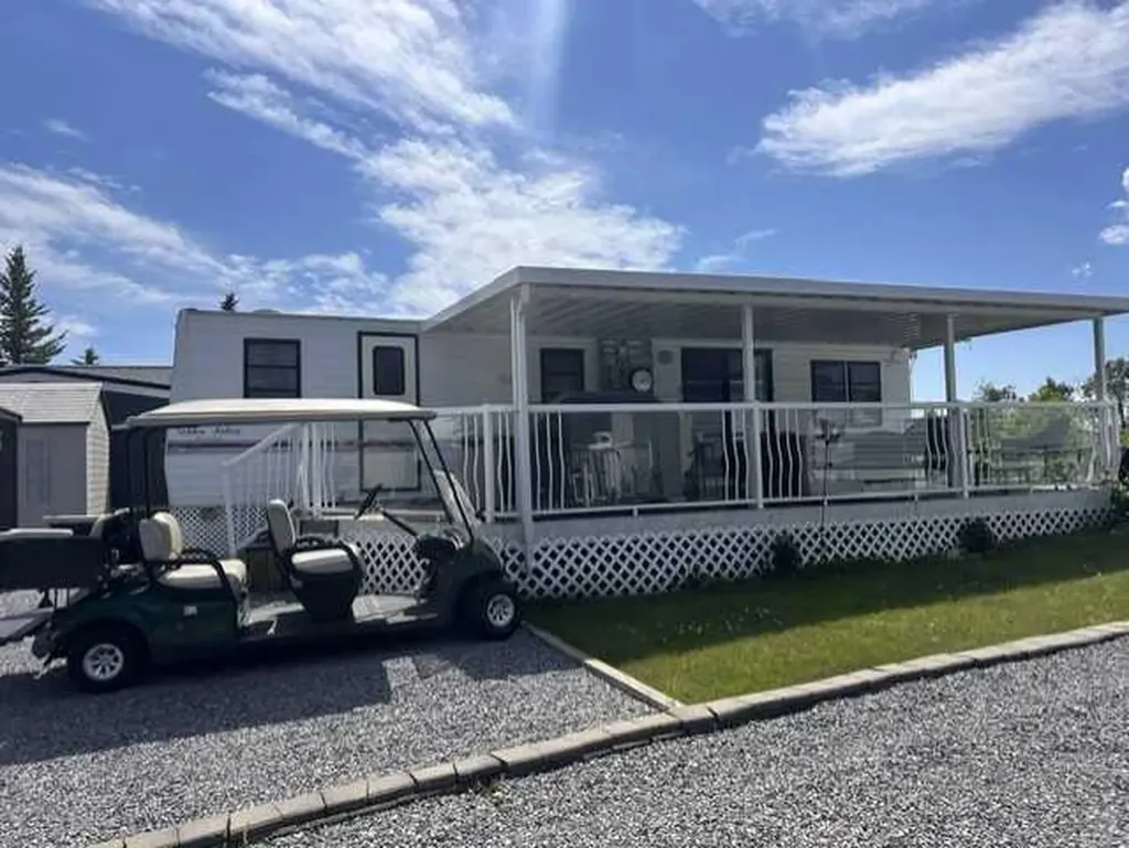 62 2540 Twp 353 Rural Red Deer County AB T4G0K6