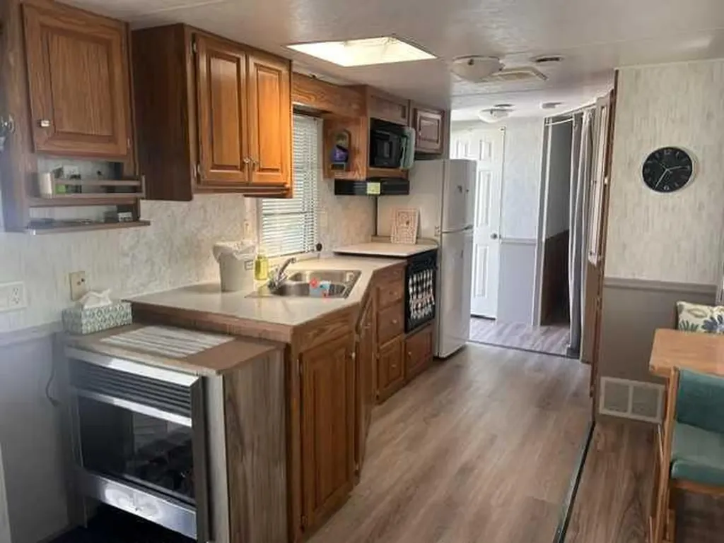 62 2540 Twp 353 Rural Red Deer County AB T4G0K6