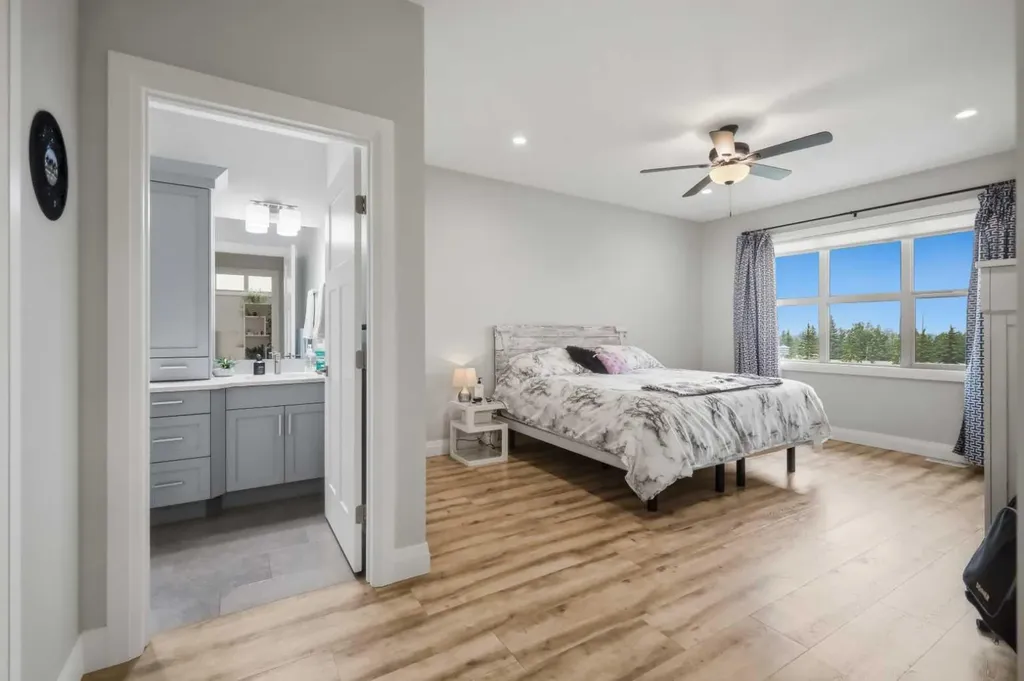 1 Meadow Close Lacombe AB T4L 0J1