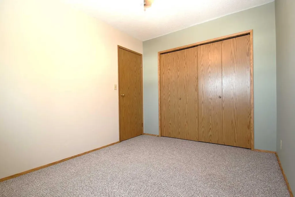 9 Greig Close Red Deer AB T4P 3L6