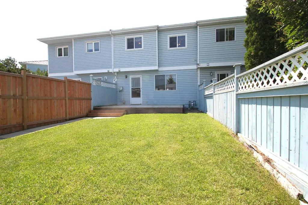 9 Greig Close Red Deer AB T4P 3L6