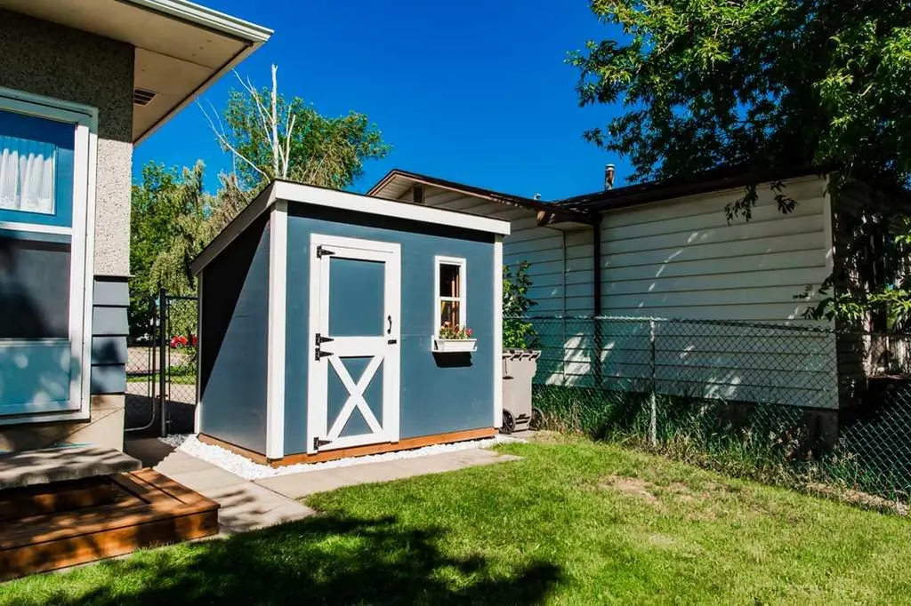 8803 98 Street Grande Prairie AB T8v2C9