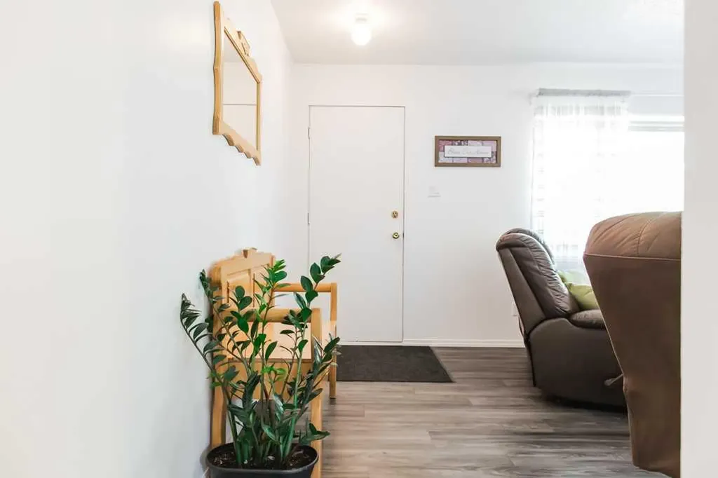 8803 98 Street Grande Prairie AB T8v2C9