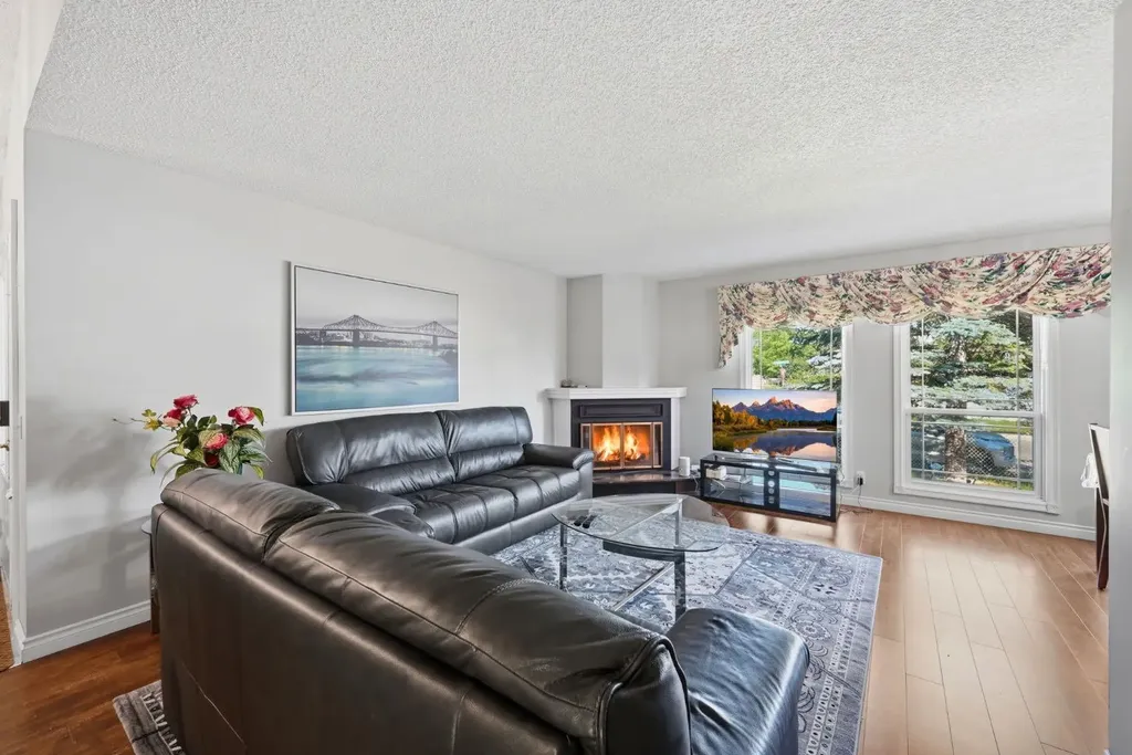 4 Fallswater Road NE Calgary AB T3J1B1