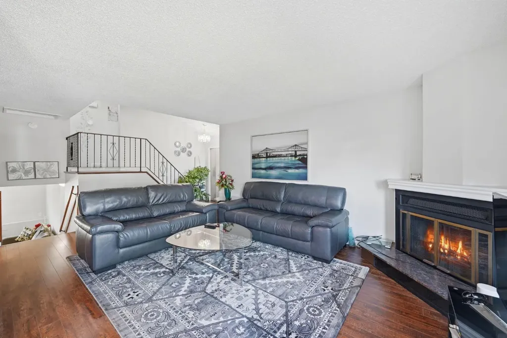 4 Fallswater Road NE Calgary AB T3J1B1