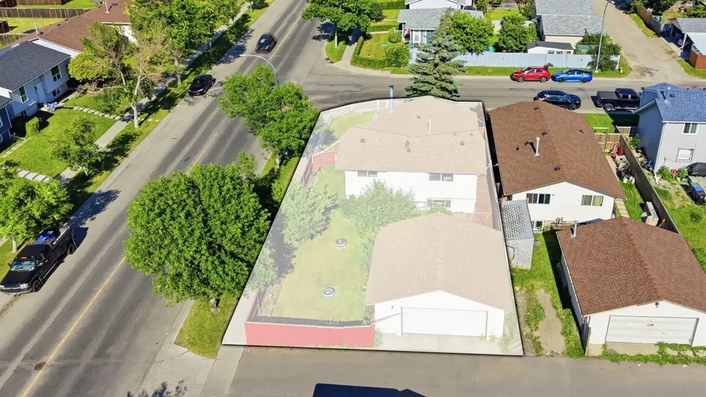 4 Fallswater Road NE Calgary AB T3J1B1