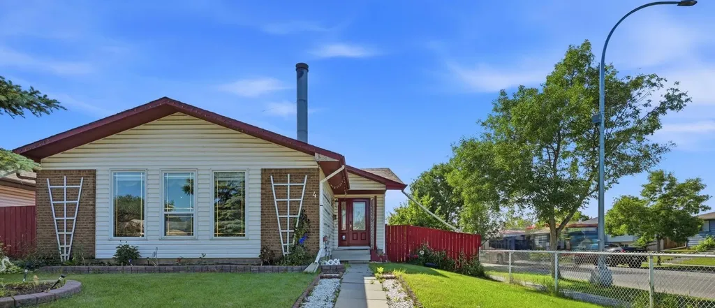 4 Fallswater Road NE Calgary AB T3J1B1