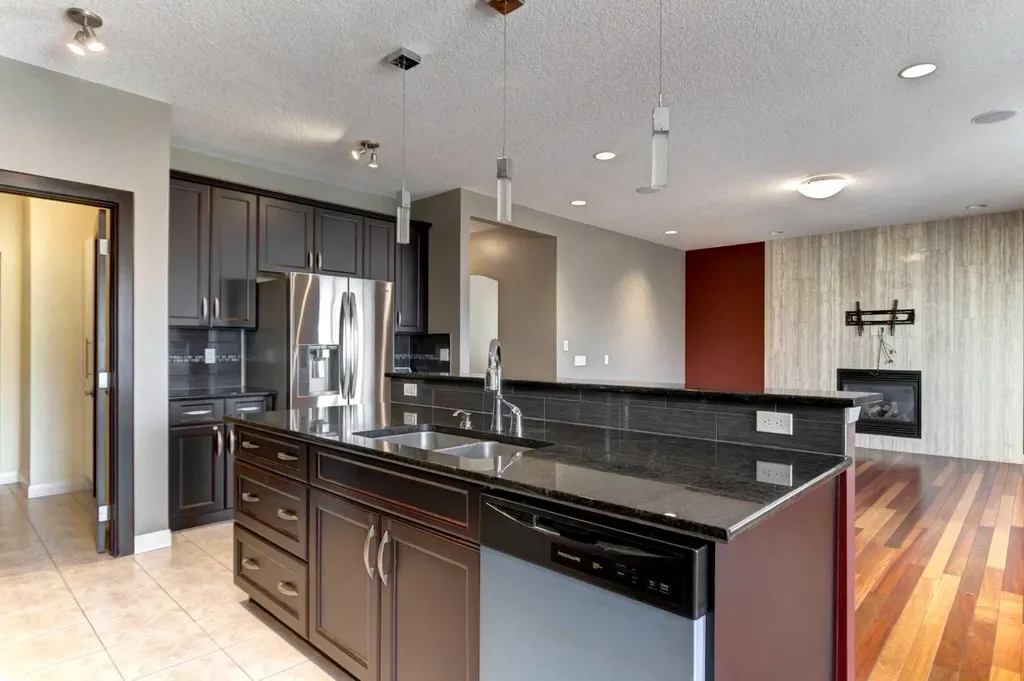 406 Silverado Boulevard SW Calgary AB T2X 0N9