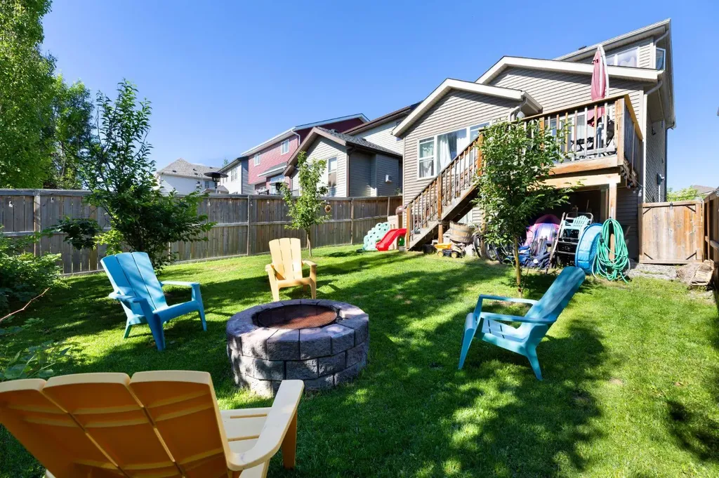 60 Sage Valley Drive NW Calgary AB T3R0C9