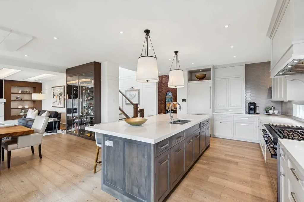 67 Aspen Ridge Square SW Calgary AB T3H 1T2