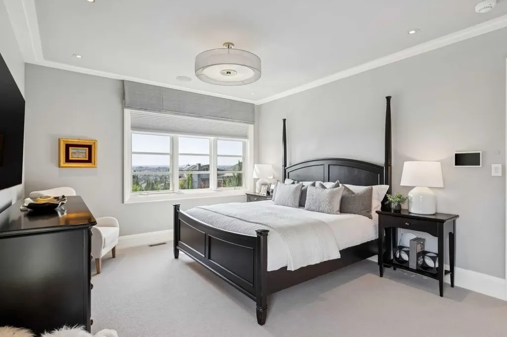 67 Aspen Ridge Square SW Calgary AB T3H 1T2