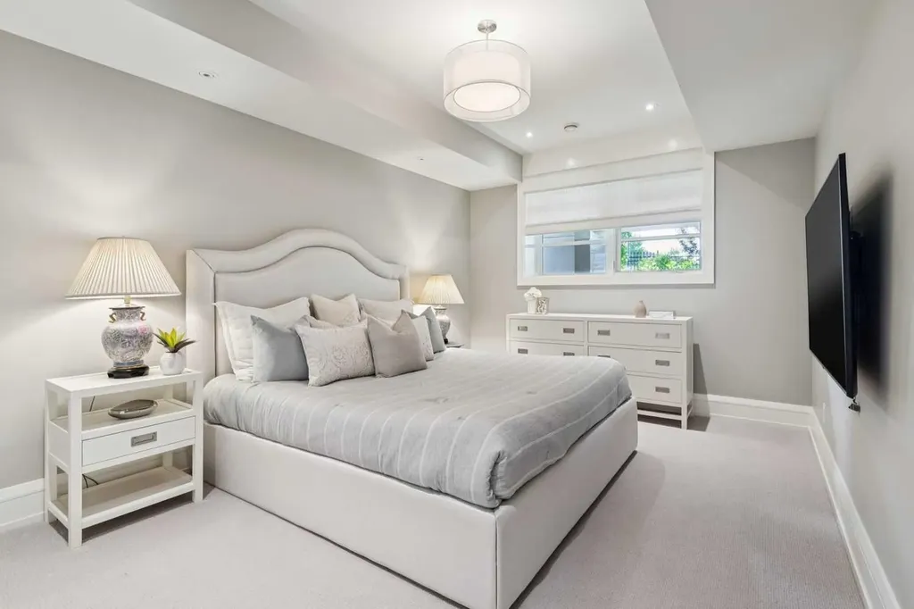 67 Aspen Ridge Square SW Calgary AB T3H 1T2
