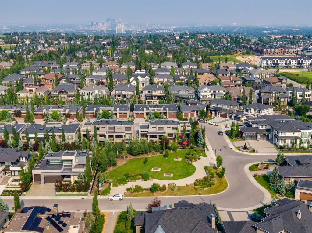 67 Aspen Ridge Square SW Calgary AB T3H 1T2