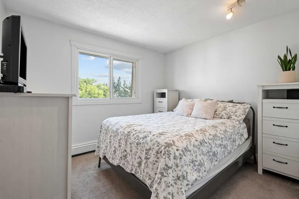 222 5 Avenue NE Calgary AB T2E 0K6