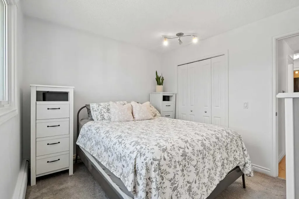 222 5 Avenue NE Calgary AB T2E 0K6