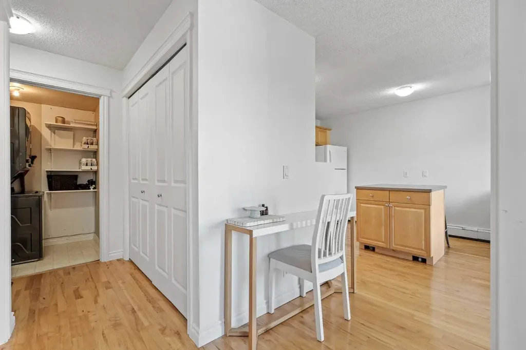222 5 Avenue NE Calgary AB T2E 0K6