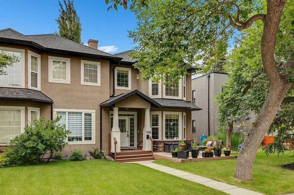 1046 Rundle Crescent NE Calgary AB T2E 5M2