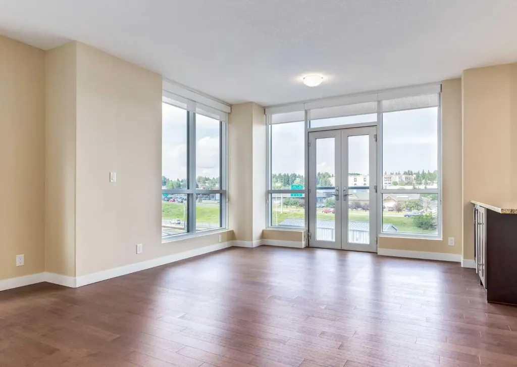 32 Varsity Estates Circle NW Calgary AB T3A 2Y1