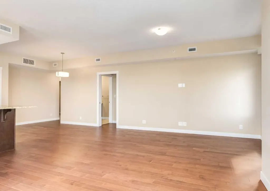32 Varsity Estates Circle NW Calgary AB T3A 2Y1