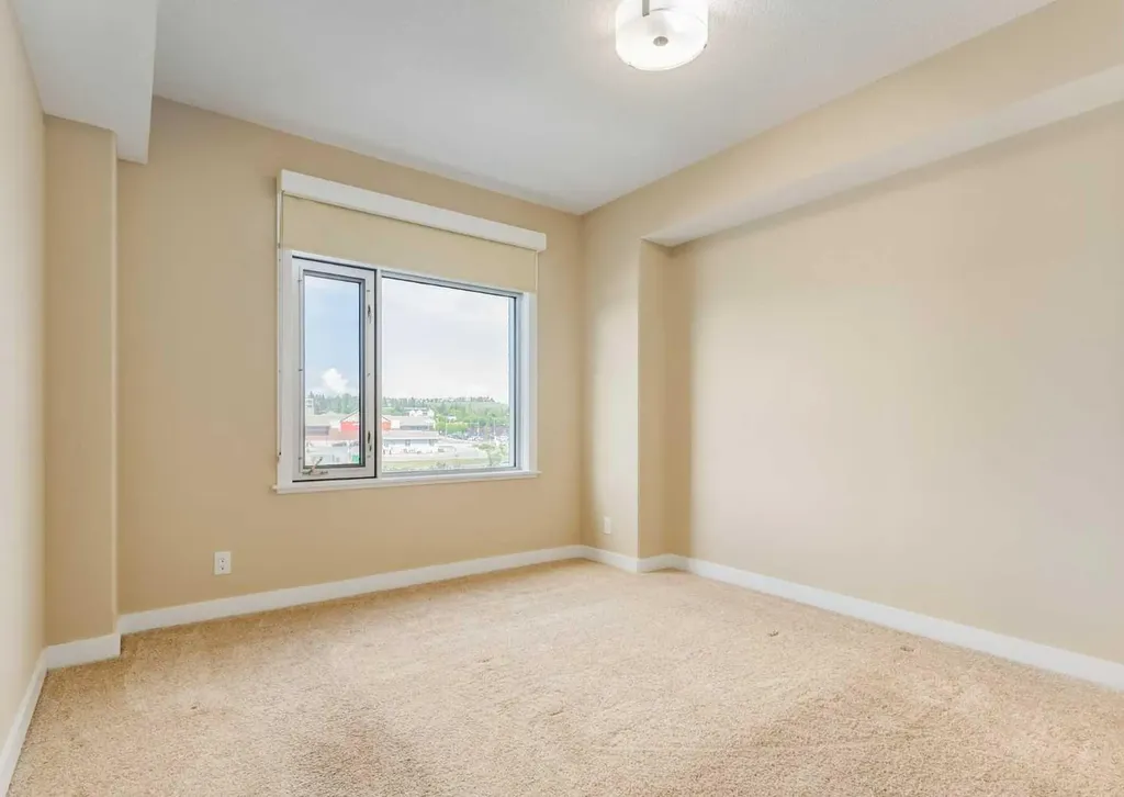 32 Varsity Estates Circle NW Calgary AB T3A 2Y1