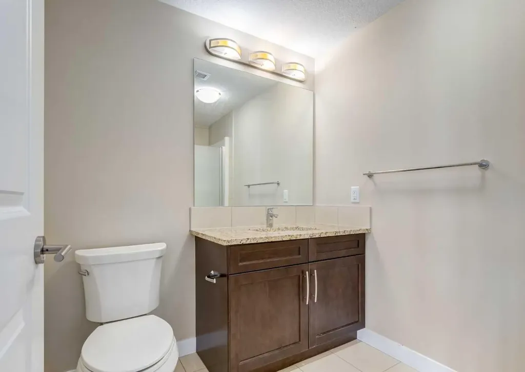32 Varsity Estates Circle NW Calgary AB T3A 2Y1