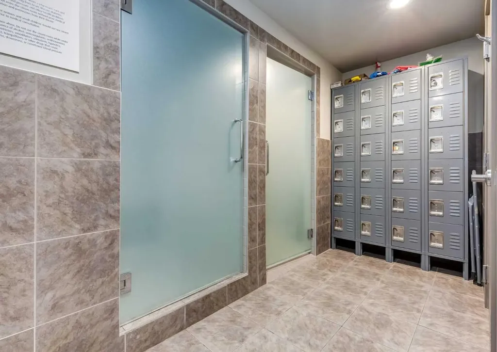 32 Varsity Estates Circle NW Calgary AB T3A 2Y1