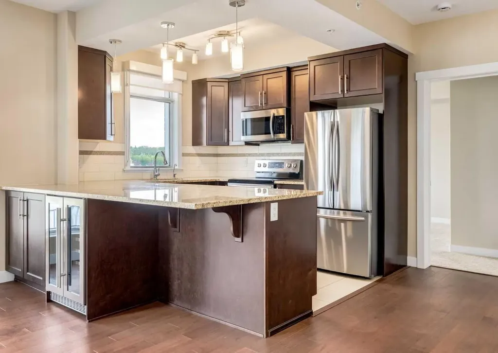 32 Varsity Estates Circle NW Calgary AB T3A 2Y1