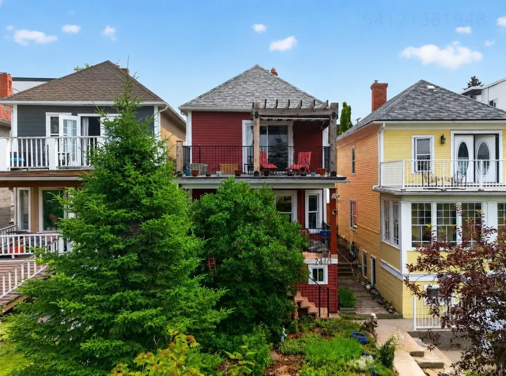 2410 16 Street SW Calgary AB T2T 4E8