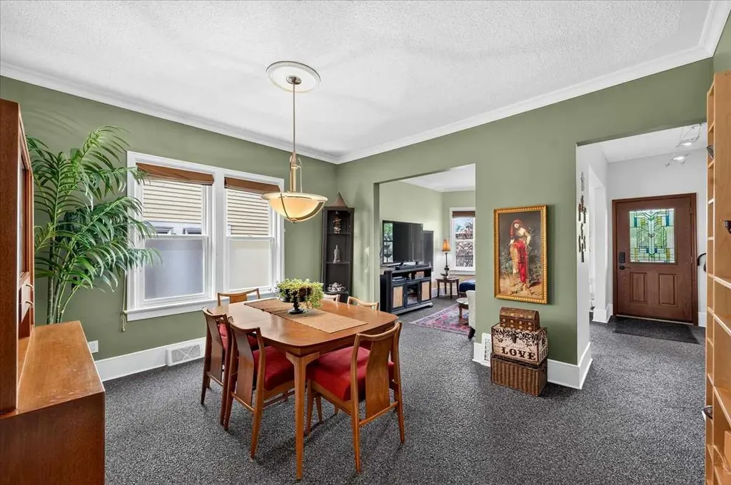 2410 16 Street SW Calgary AB T2T 4E8