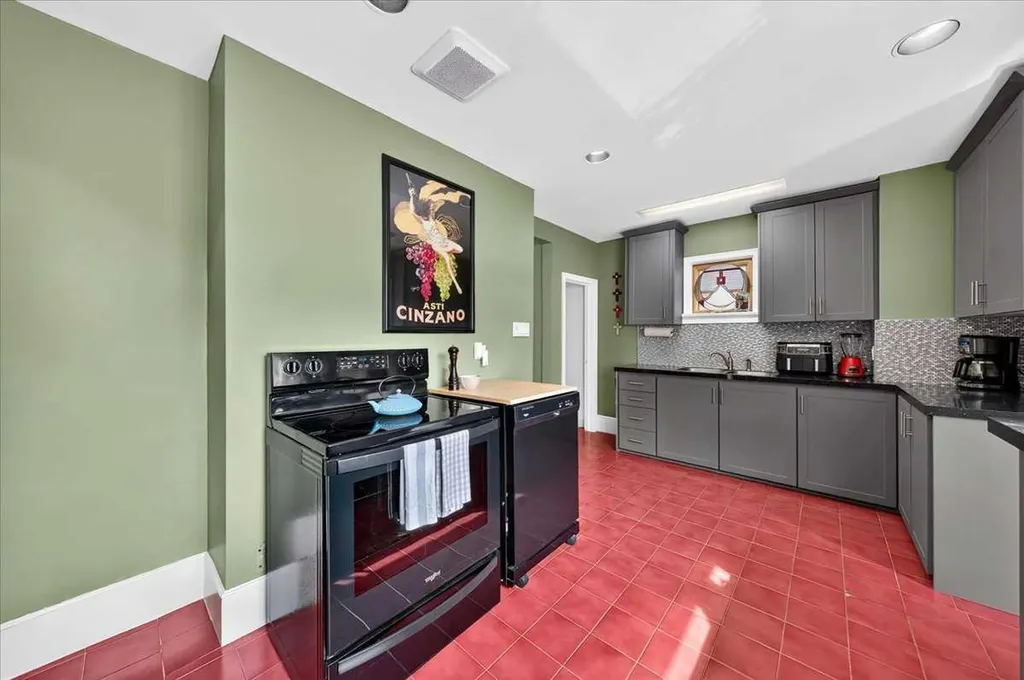 2410 16 Street SW Calgary AB T2T 4E8