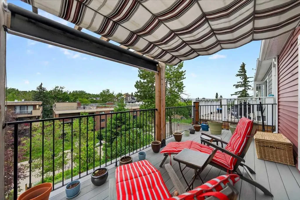 2410 16 Street Street SW Calgary AB T2T 4E8
