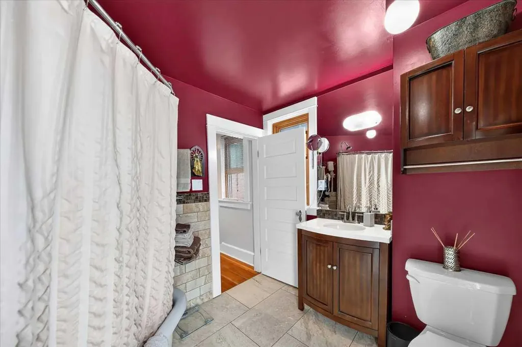 2410 16 Street SW Calgary AB T2T 4E8
