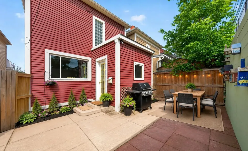 2410 16 Street SW Calgary AB T2T 4E8