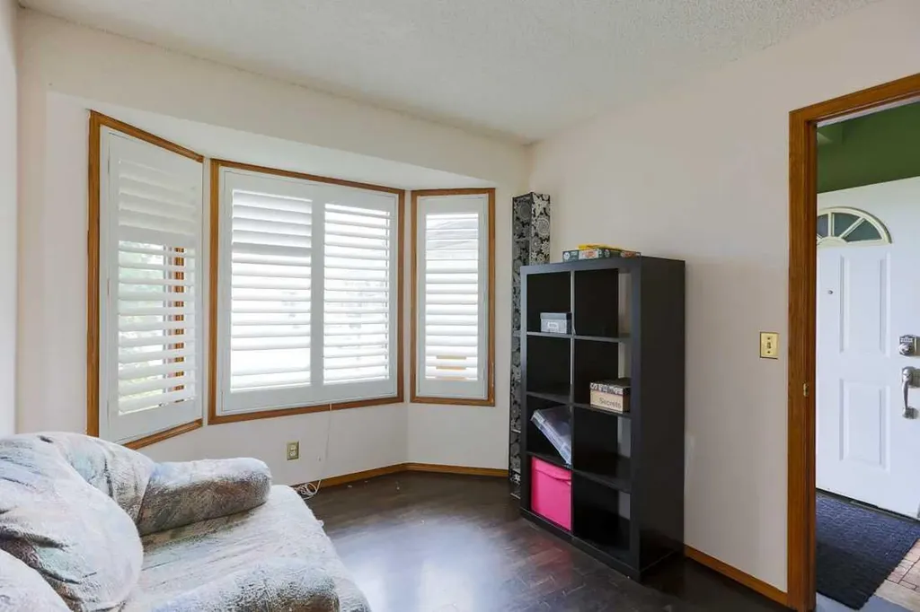 89 Athabasca Crescent Crossfield AB T0M 0S0