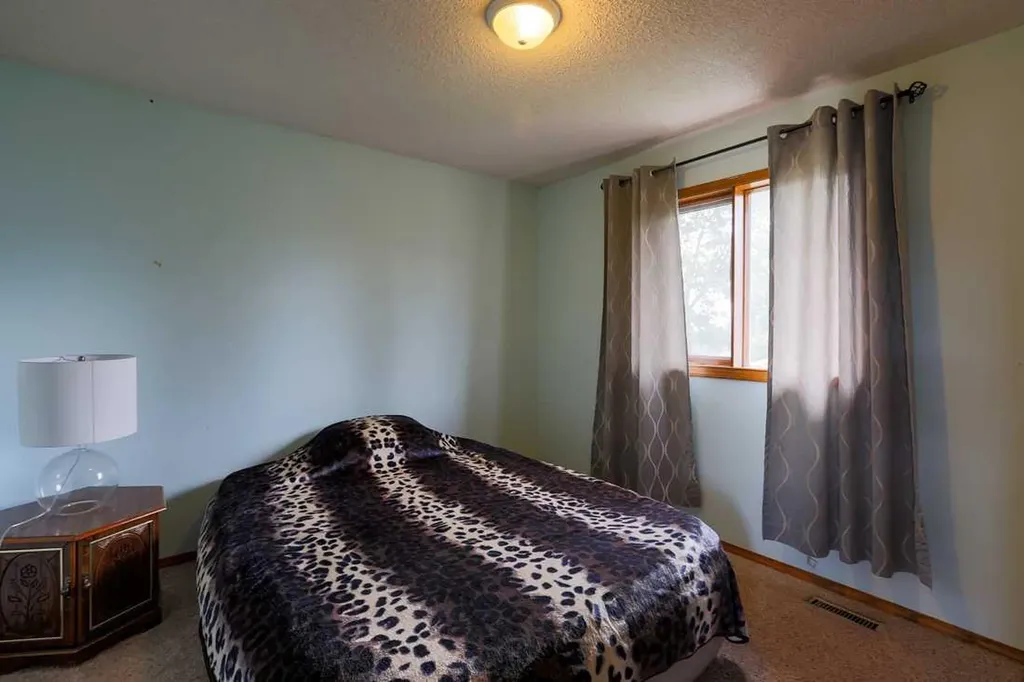 89 Athabasca Crescent Crossfield AB T0M 0S0