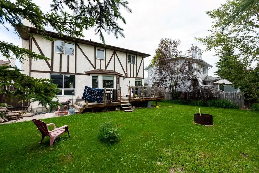 89 Athabasca Crescent Crossfield AB T0M 0S0