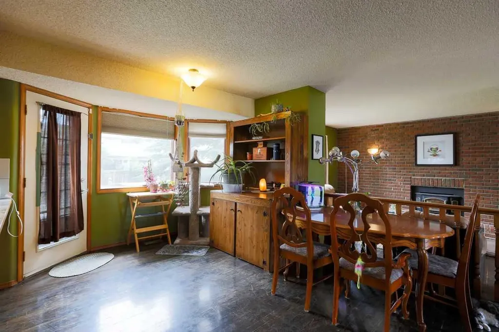 89 Athabasca Crescent Crossfield AB T0M 0S0