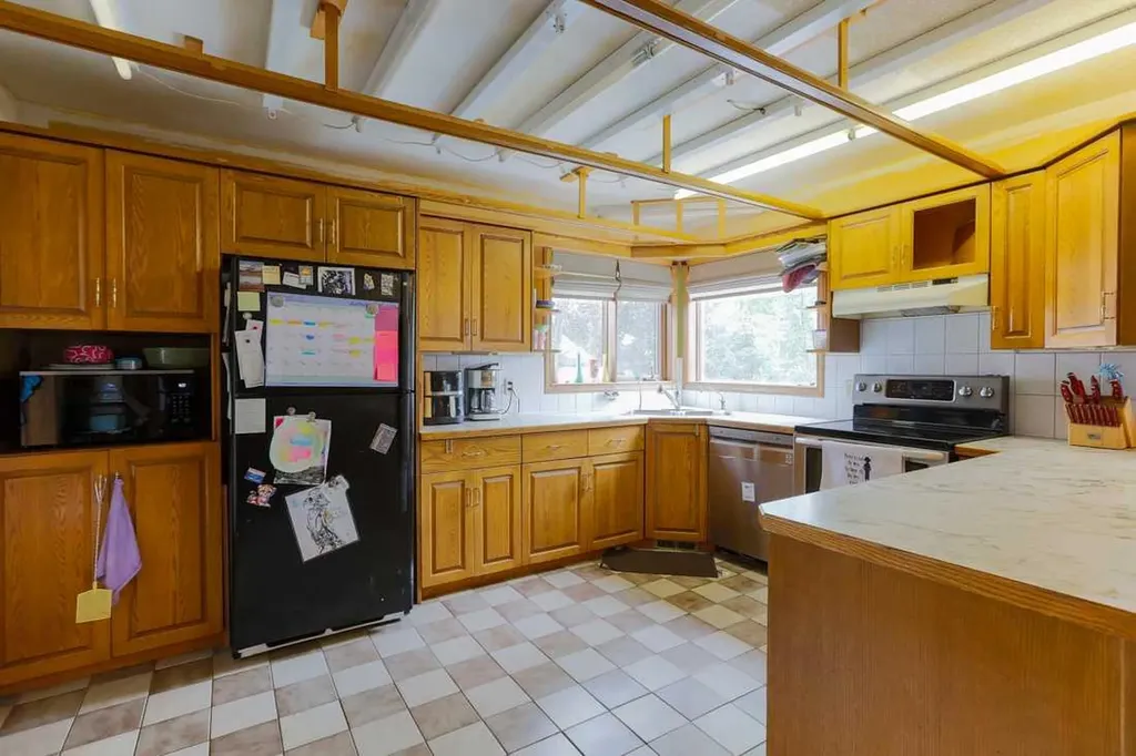 89 Athabasca Crescent Crossfield AB T0M 0S0