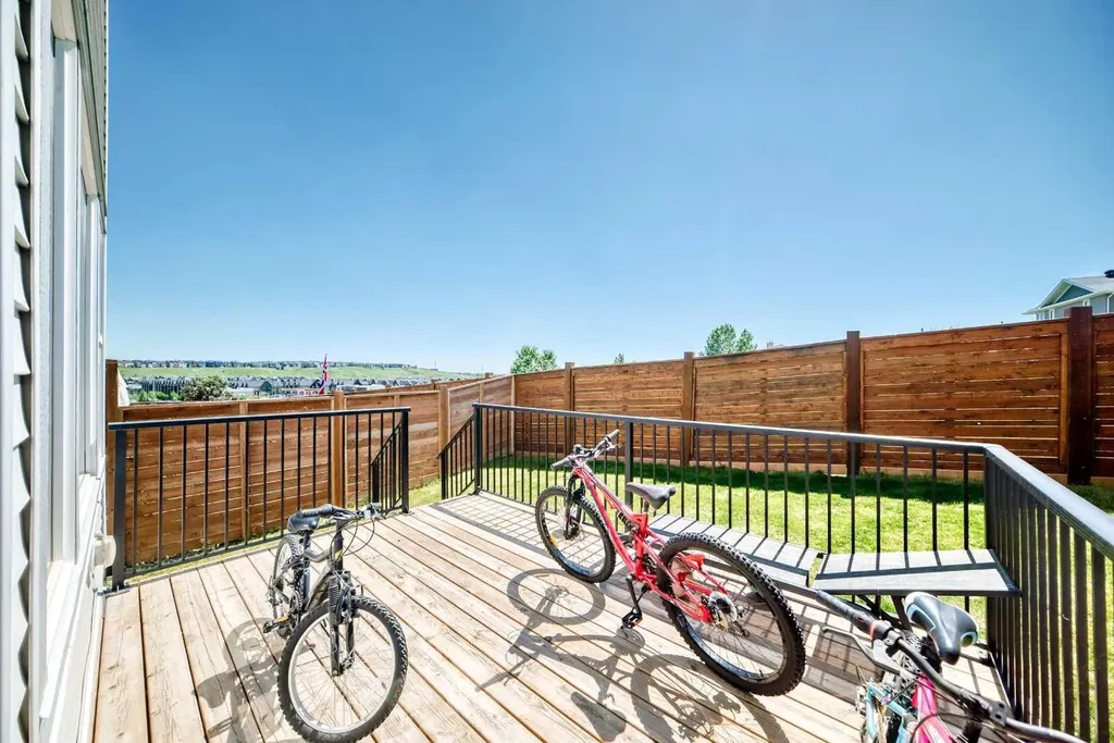 241 Sage Bluff Rise NW Calgary AB T3R 1W2