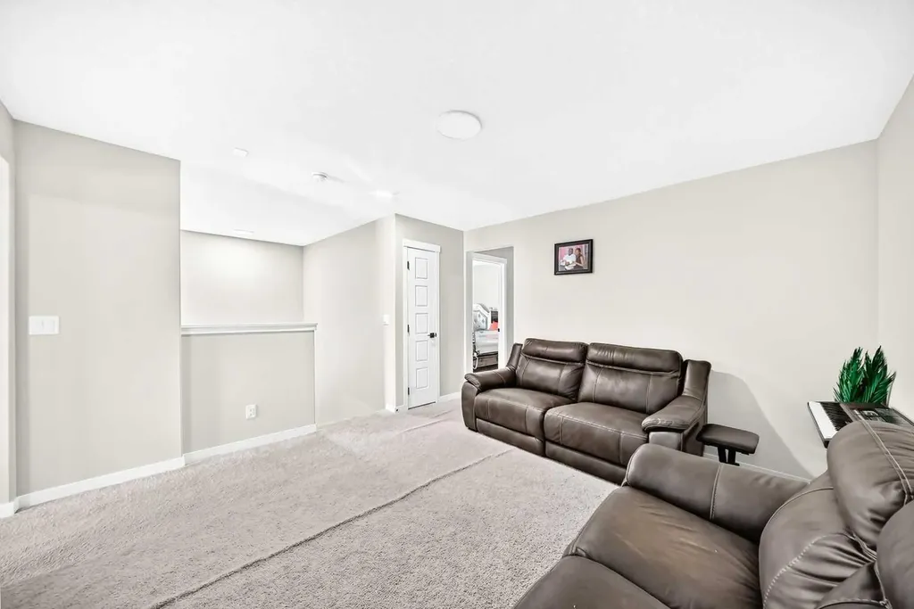 241 Sage Bluff Rise NW Calgary AB T3R 1W2
