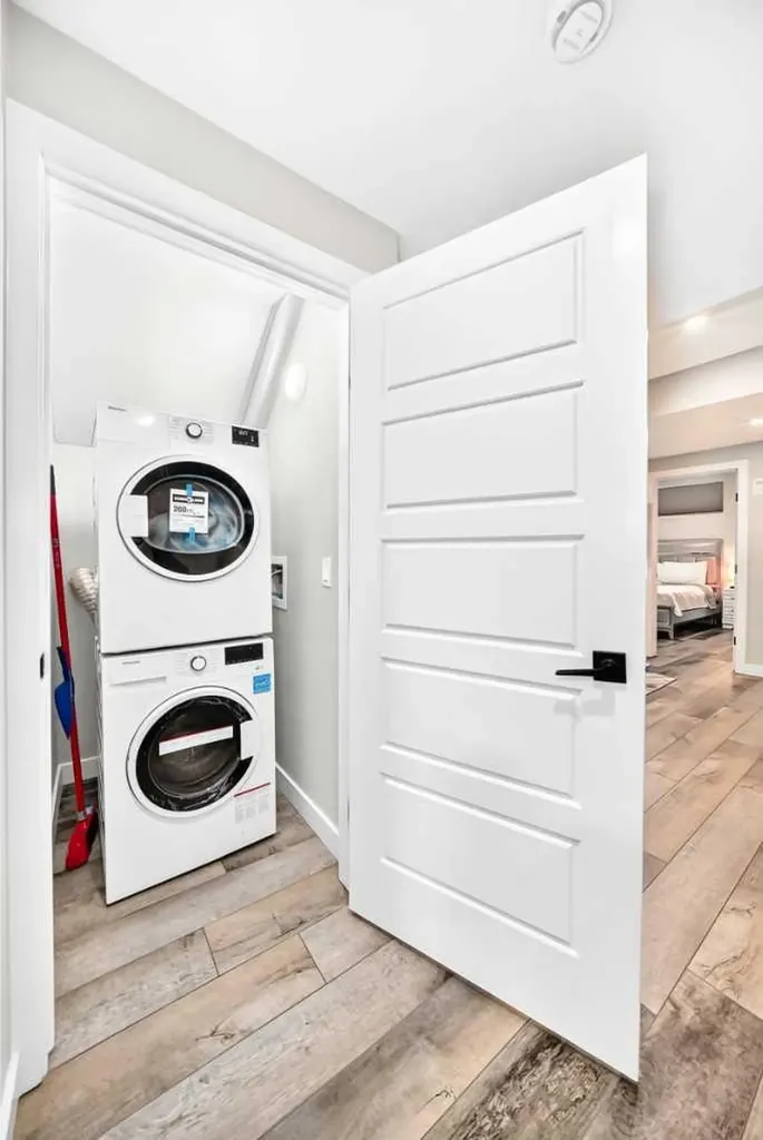 241 Sage Bluff Rise NW Calgary AB T3R 1W2