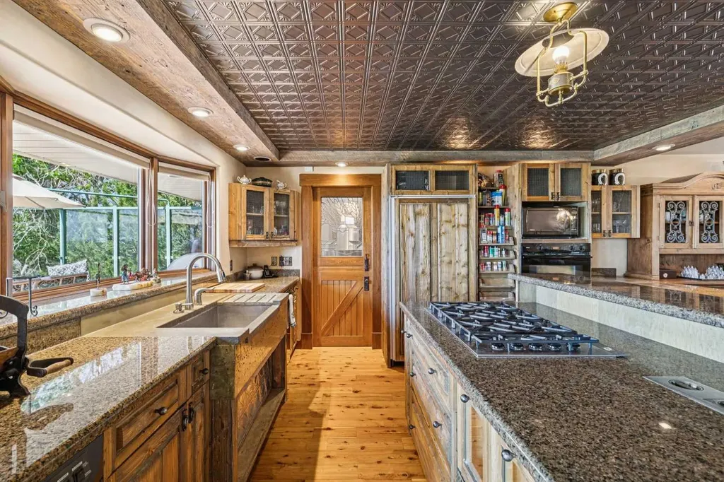 260097 Mountain Ridge Place Rural Rocky View County AB T4C 2Y1
