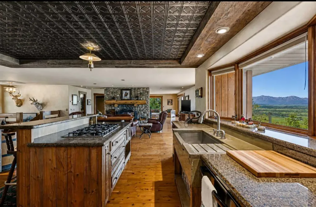 260097 Mountain Ridge Place Rural Rocky View County AB T4C 2Y1